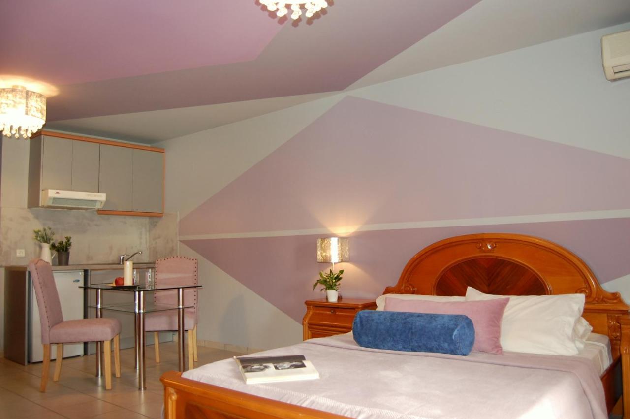 Alkyoni Apartments & Studios 포로스 외부 사진