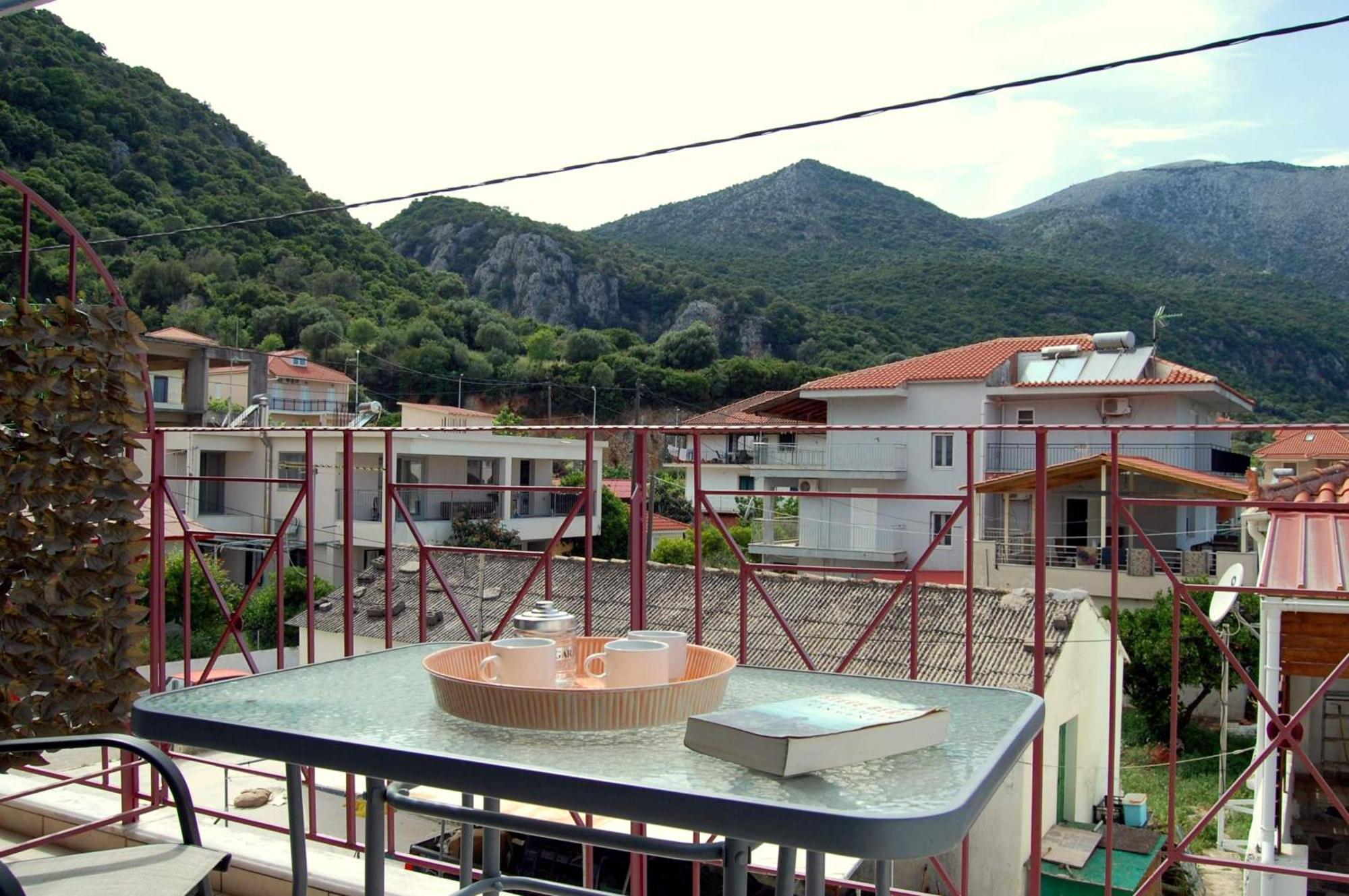 Alkyoni Apartments & Studios 포로스 외부 사진