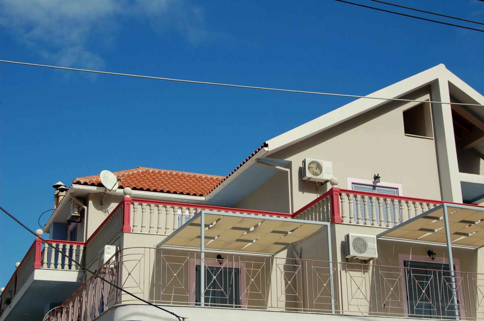 Alkyoni Apartments & Studios 포로스 외부 사진