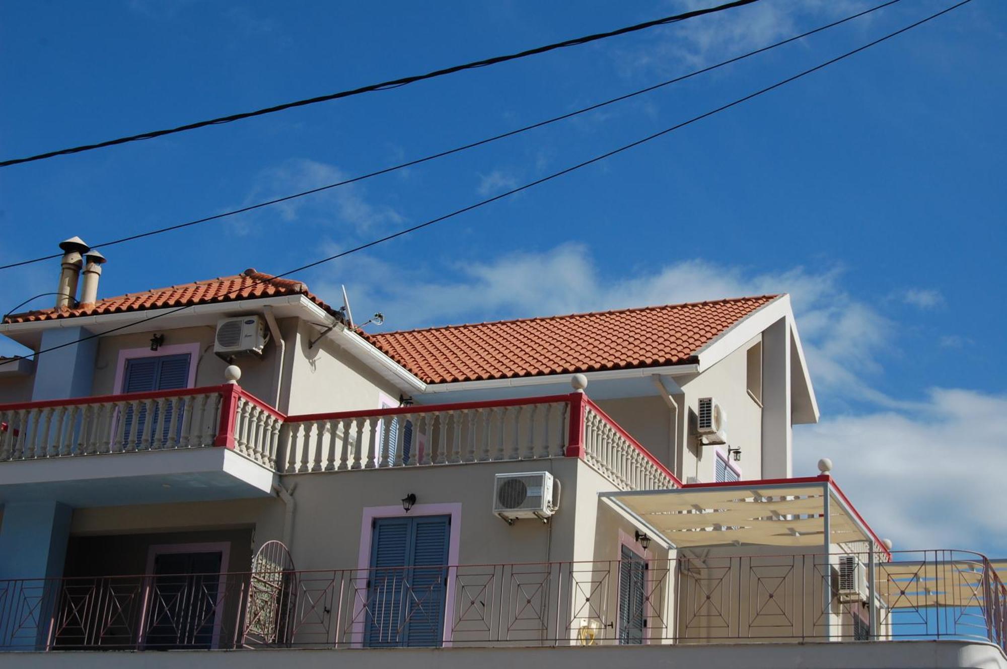Alkyoni Apartments & Studios 포로스 외부 사진